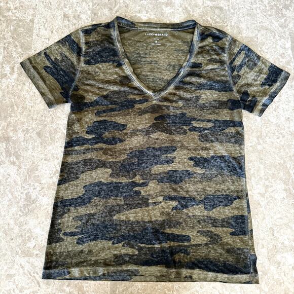 Lucky Brand Camouflage Print  V-Neck T-Shirt- Medium - Picture 1 of 5